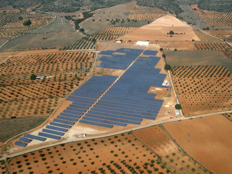 Solar-farm3